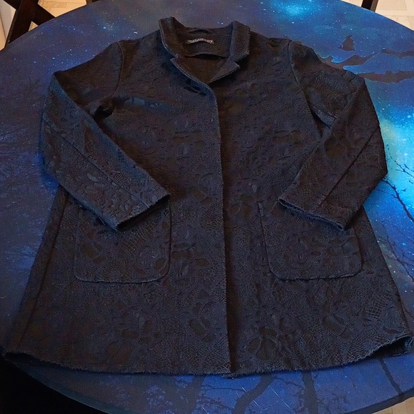 Max Volmary Black Textured Women's Trench Coat - Picture 2 of 9